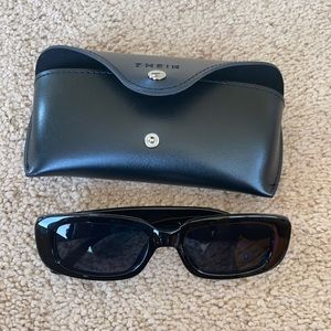 Black sunglasses